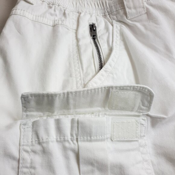 George Mid-rise Cargo Shorts - Picture 8 of 15